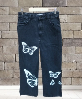 Džíny Bershka vel 40